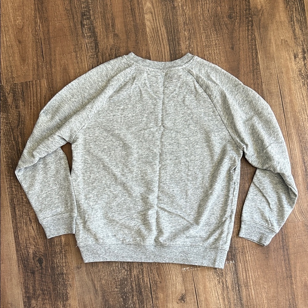 Levi's Classic Gray Crewneck Sweatshirt - Picture 4 of 5